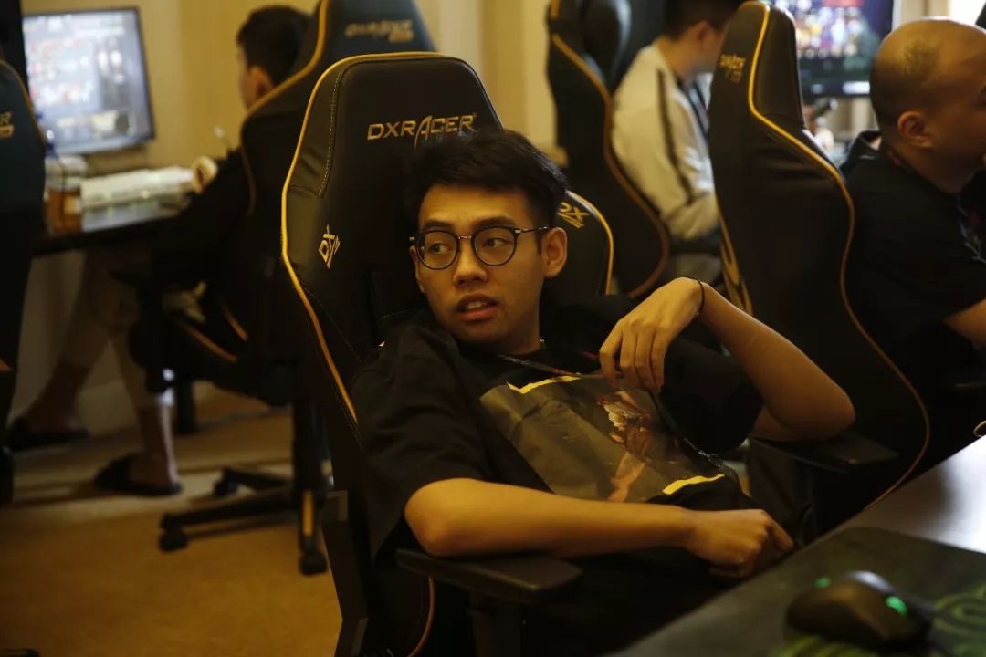 【方案】LPL赛事预测：RNG想翻身有难度，FPX接受质检