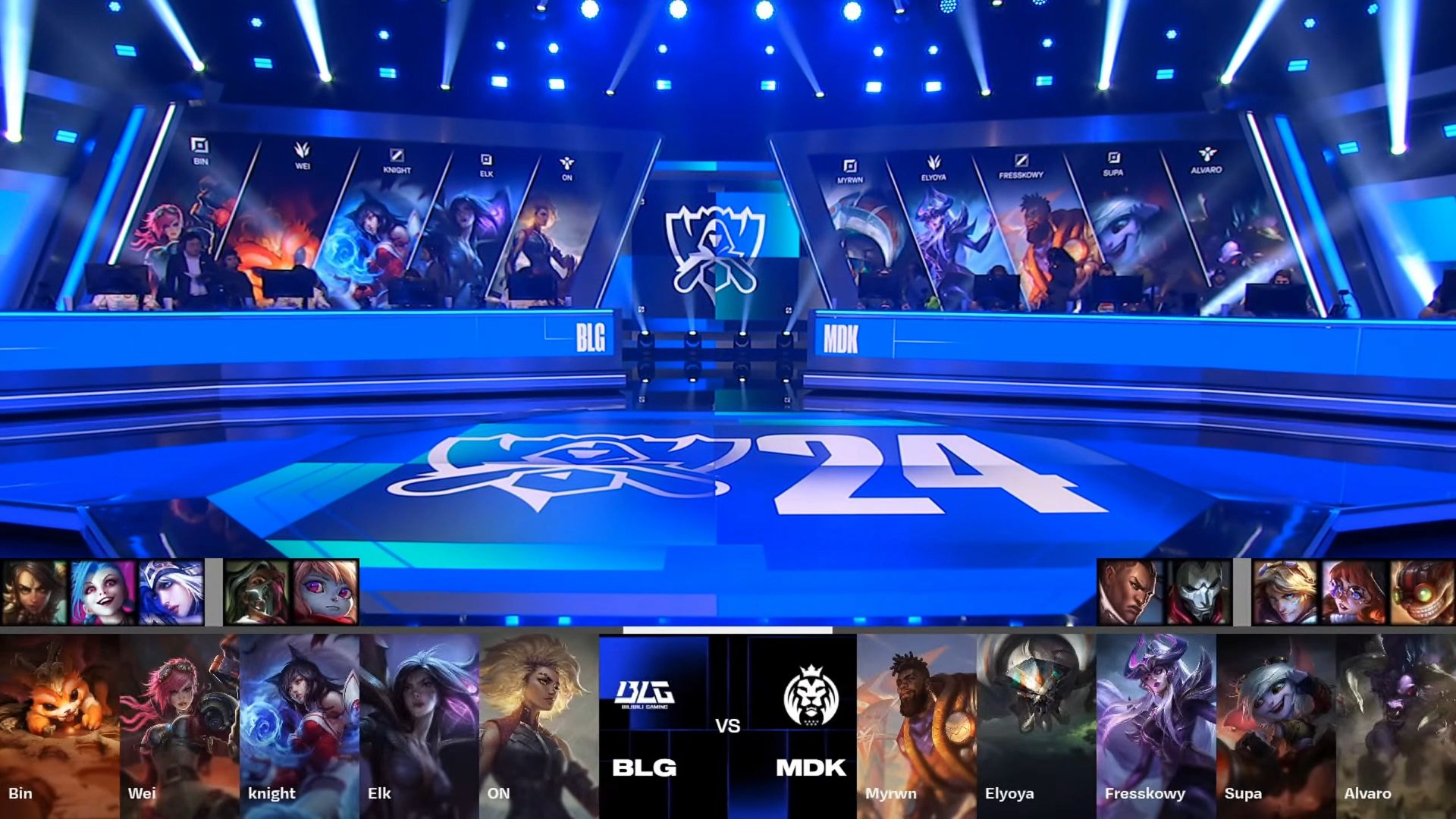 生死中的中场！白菜觉醒，凭借三杀拯救世界。 TyLoo 上半场领先11分，赢得第二张地图