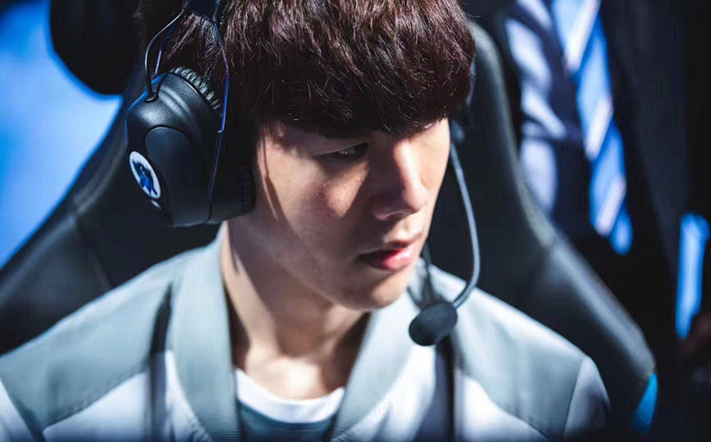 2024 LPL 年度纪录片《看见即相信》 Top Esports 片段：大龙背后的故事