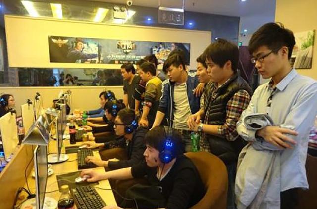 BLG获得2024LPL春季赛总冠军，将与TES共同出征MSI