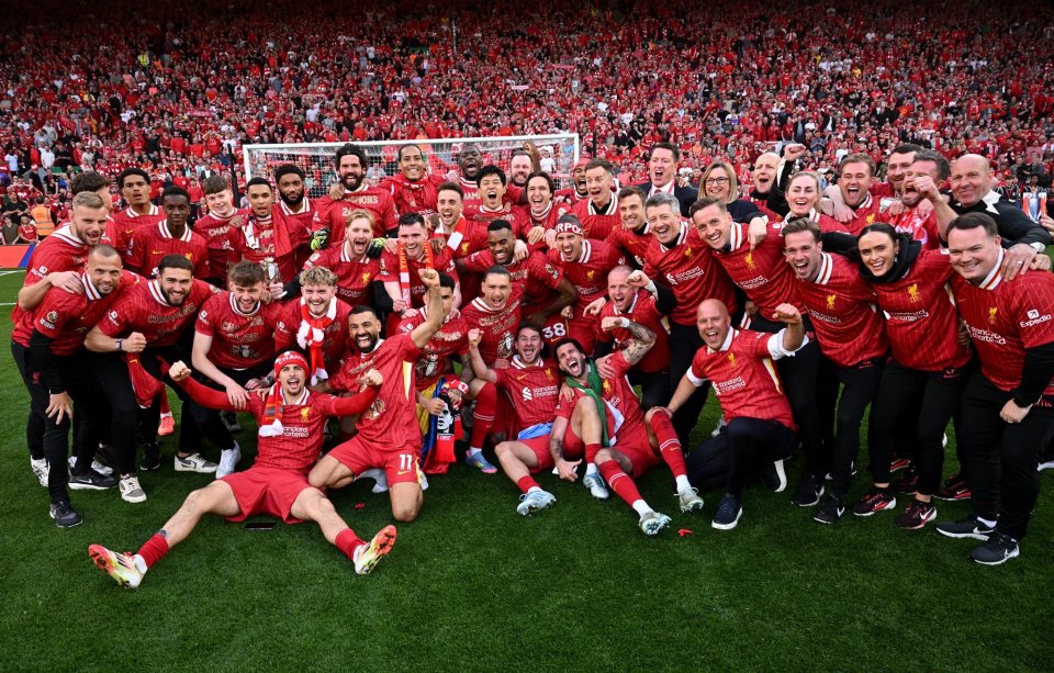 还是选赛娜好呀 Elk略显隐身 赛娜0阵亡 五局斩获18-9-47数据